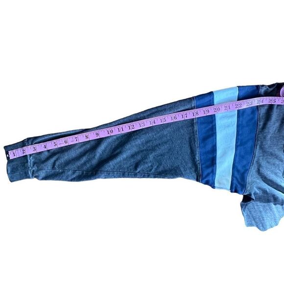 NFL Team Apparel Men's Gray Patriots Print Crew Neck long sleeved shirt Size Lar - Picture 7 of 10